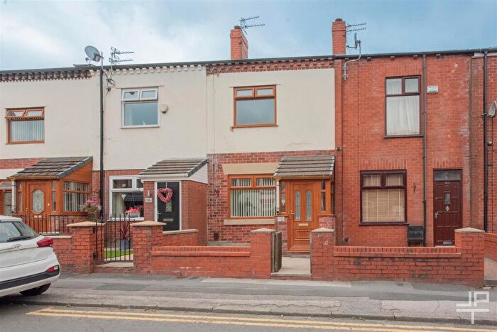 2 Bedroom Terraced House For Sale In Morris Green Lane, Bolton, Manchester, BL3