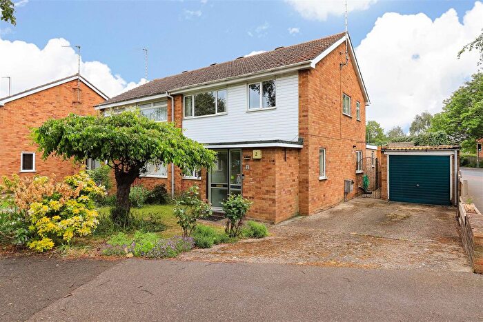 3 Bedroom Property For Sale In Brownlow Road, Cambridge, CB4