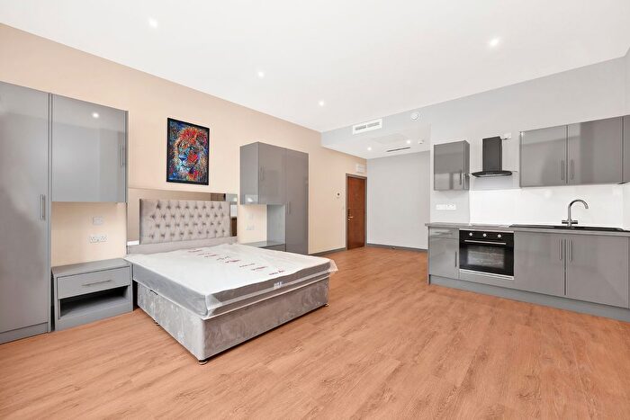 Studio To Rent In Cranbrook Road, Ilford, IG1