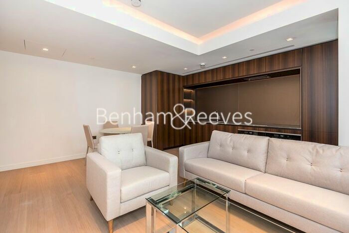 1 Bedroom Flat To Rent In Lincoln Square, Portugal Street, WC2A