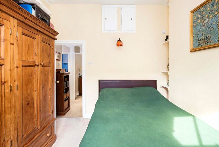 1 Bedroom Flat For Sale In Falkland Road, London, NW5