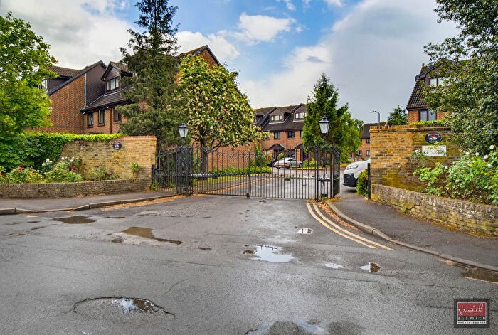 2 Bedroom Maisonette For Sale In Benwell Court, Sunbury-On-Thames, TW16