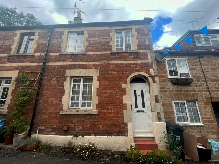 3 Bedroom Property To Rent In Lye Water, Crewkerne, TA18