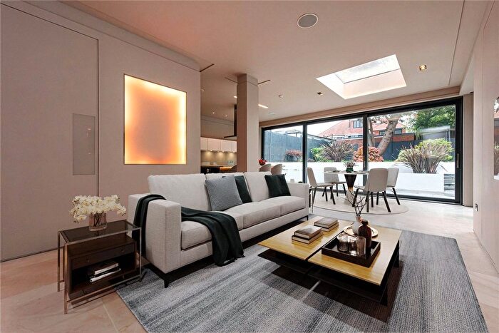 5 Bedroom Detached House To Rent In Alexander Avenue, Willesden, London, NW10