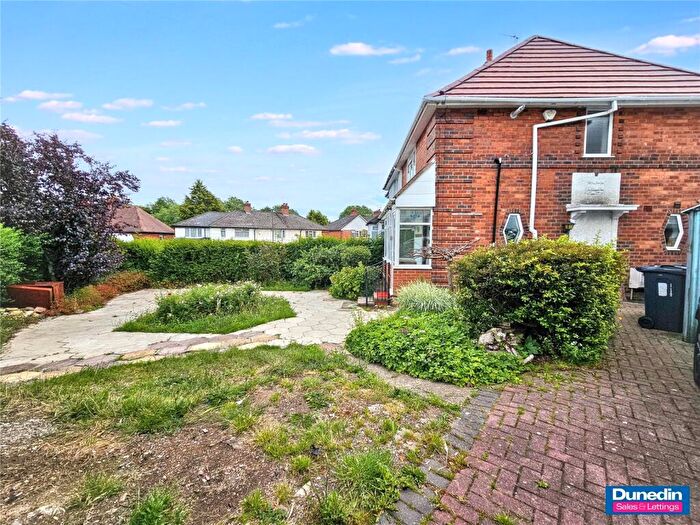 3 Bedroom Semi-Detached House For Sale In Cliff Rock Road, Rubery, Birmingham, B45