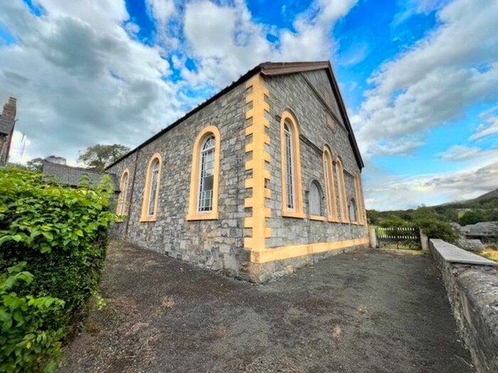 Detached House For Sale In Llangynog, Powys, SY10