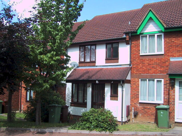 3 Bedroom End Of Terrace House To Rent In Harrow, HA2