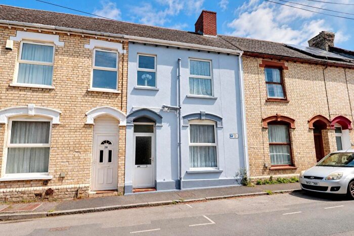 3 Bedroom Terraced House For Sale In Richmond Street, Barnstaple, Devon, EX32