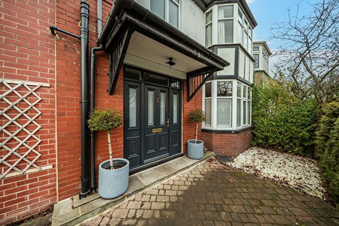 4 Bedroom Semi Detached House For Sale In The Parade, Harrogate, HG1