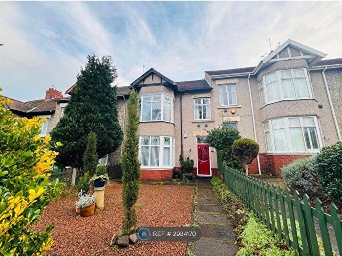 2 Bedroom Flat To Rent In Humbledon Park, Sunderland, SR3
