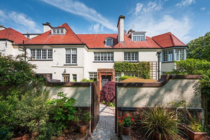 6 Bedroom Flat For Sale In Inchdura House, A Hamilton Road, North Berwick, East Lothian, EH39