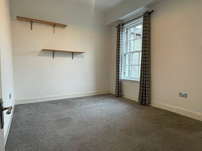 2 Bedroom Flat To Rent In Bath Street, City Centre, Glasgow, G2
