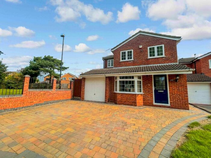 Houses for sale & to rent in CV3 2ES, Falcon Avenue, Binley And