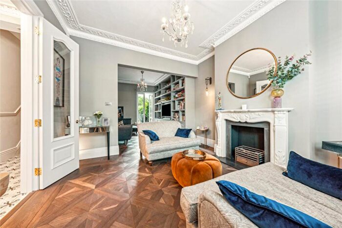 4 Bedroom Terraced House For Sale In Kelmscott Road, SW11