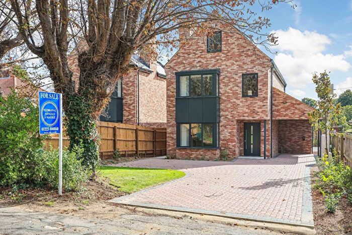5 Bedroom Detached House For Sale In Hinton Way, Great Shelford, Cambridge, CB22