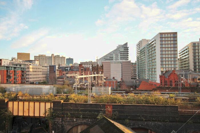 2 Bedroom Flat To Rent In Quebec Building, Bury Road, Salford, Lancashire, M3