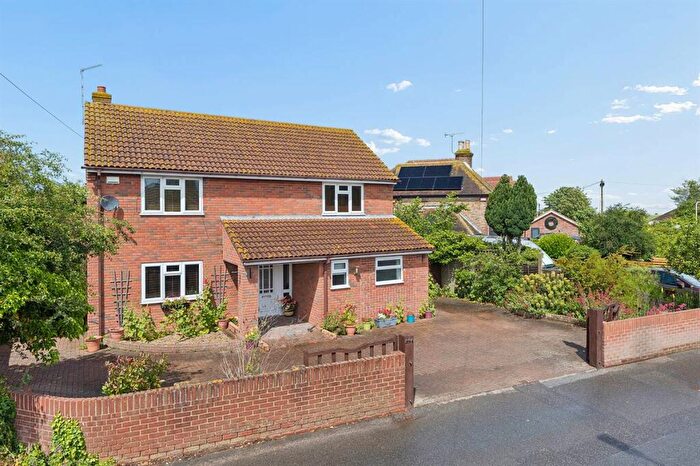 4 Bedroom Detached House For Sale In Reculver Road, Herne Bay, CT6
