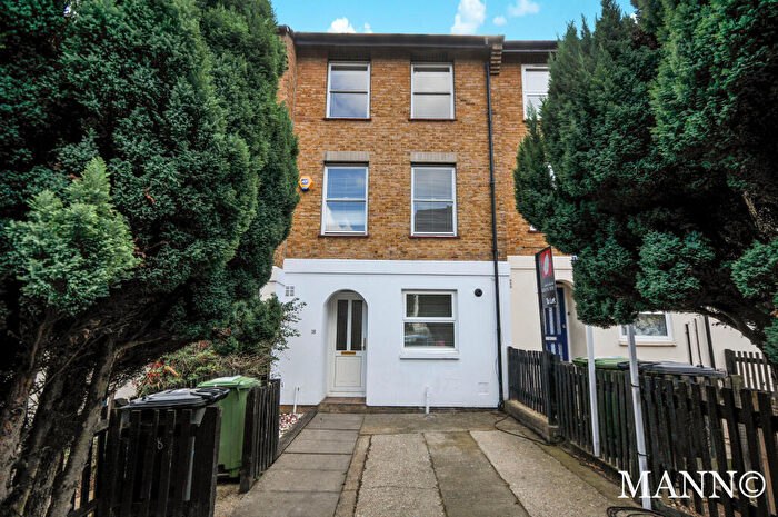 4 Bedroom House To Rent In Spring Hill, Sydenham, SE26