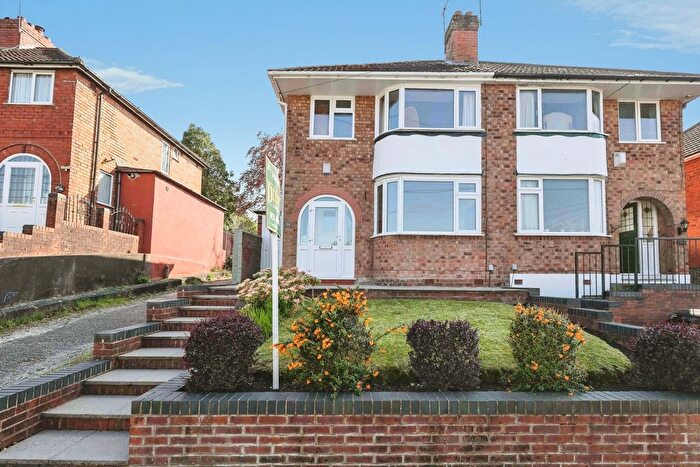 3 Bedroom Detached House For Sale In Nigel Avenue, Birmingham, West Midlands, B31