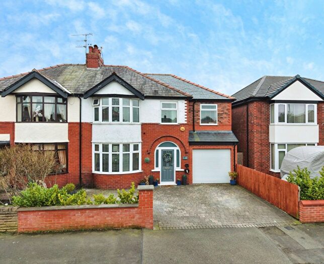 5 Bedroom Semi Detached House For Sale In Sackville Road, Windle, St Helens, WA10