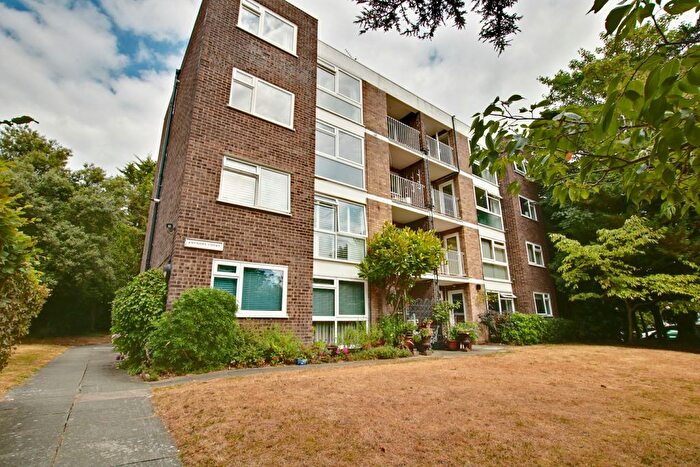 1 Bedroom Flat To Rent In Beckenham Grove, Bromley, BR2