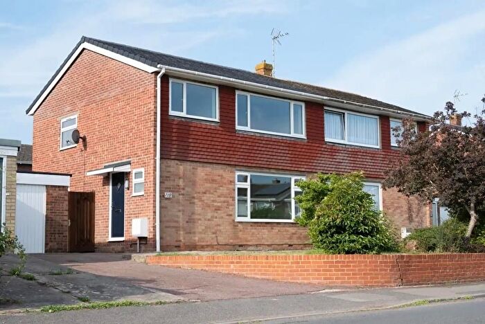 3 Bedroom Semi-Detached House For Sale In Bathurst Road, Staplehurst, Tonbridge, TN12