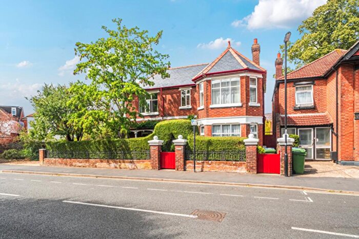 4 Bedroom Detached House For Sale In Handel Road, Southampton, Hampshire, SO15