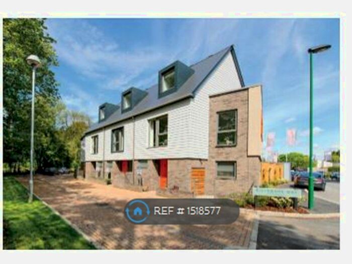 4 Bedroom End Of Terrace House To Rent In Riverbank Way, Wallington, SM6