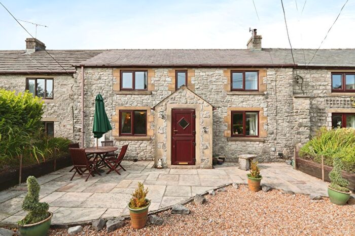 3 Bedroom Terraced House For Sale In Smalldale, Buxton, Derbyshire, SK17