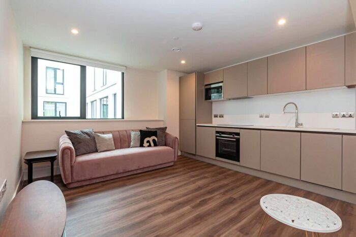 1 Bedroom Apartment To Rent In The Lightwell, Cornwall Street, B3