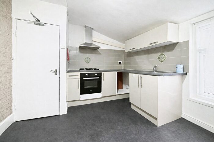 1 Bedroom Flat To Rent In Skeffington Road, E6