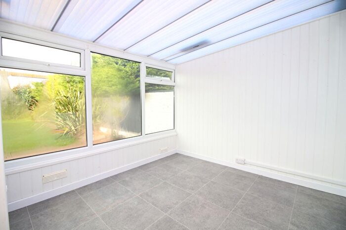 2 Bedroom Bungalow For Sale In North Drive, Thornton-Cleveleys, FY5