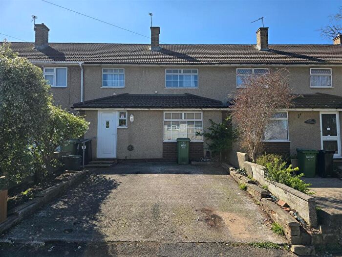 3 Bedroom Terraced House To Rent In Queens Road, Warmley, BS30