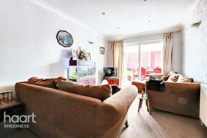 2 Bedroom Bungalow For Sale In Groveway, Leysdown, ME12