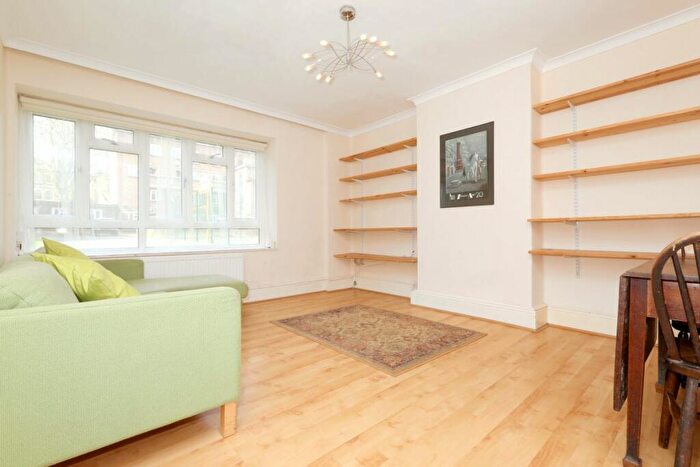 3 Bedroom Flat To Rent In Collins Road, Highbury, N5