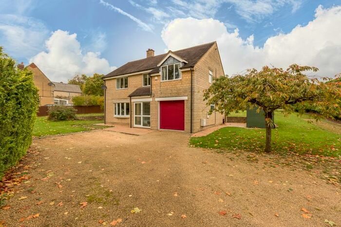 4 Bedroom Detached House For Sale In Fenway, Steeple Aston, Bicester OX25