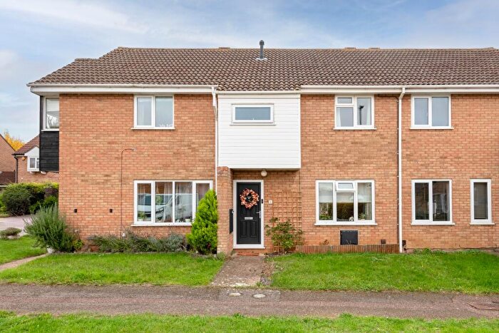 3 Bedroom Terraced House For Sale In Roe Green, St. Neots, PE19