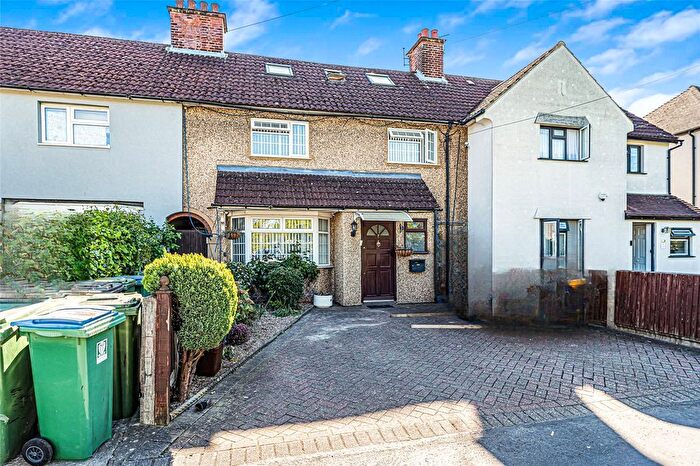 5 Bedroom Terraced House For Sale In The Square, Watford, Hertfordshire, WD24