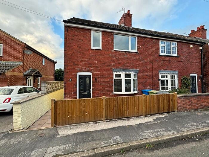 3 Bedroom Semi-Detached House To Rent In Heywood Street, Brimington, Chesterfield, S43