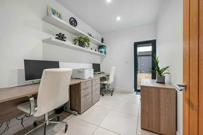 4 Bedroom Detached House For Sale In Station Road, Sutton Bonington, DE74