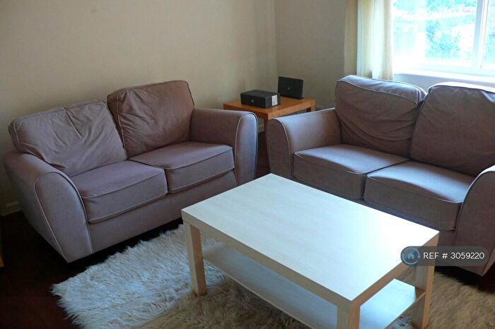 1 Bedroom Flat To Rent In Dean Court, Derby, DE23