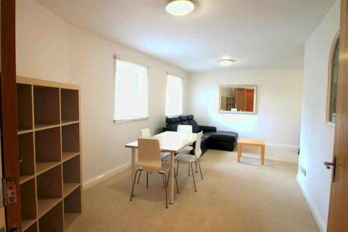 1 Bedroom Flat To Rent In Palgrave Gardens, Marylebone, London, NW1