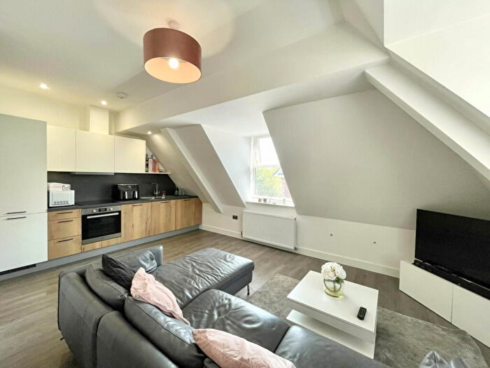 1 Bedroom Apartment For Sale In Royal House, Princes Gate, Homer Road, Solihull, B91