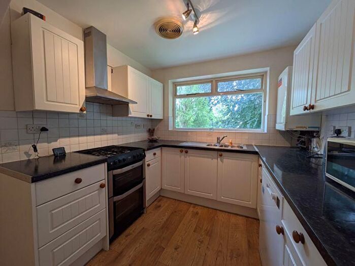 2 Bedroom Flat To Rent In Derby Road, Nottingham, NG7
