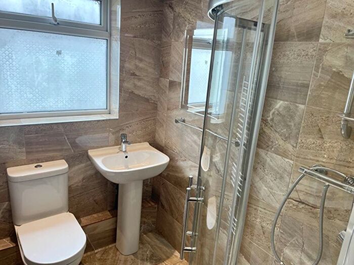 6 Bedroom Property To Rent In King Edwards Road, Brynmill, Swansea, SA1