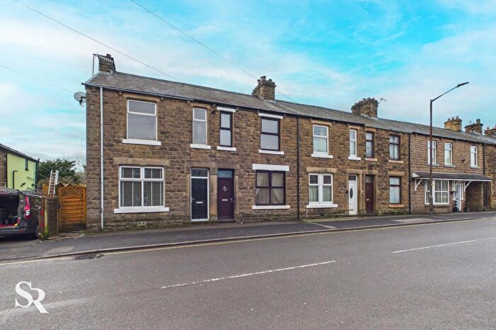 3 Bedroom Terraced House For Sale In Manchester Road, Chapel-En-Le-Frith, SK23