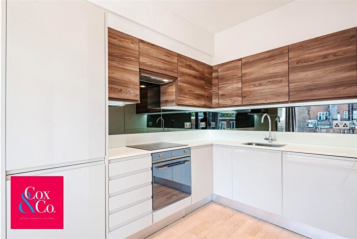 2 Bedroom Flat For Sale In Vale Road, Portslade, Brighton, BN41