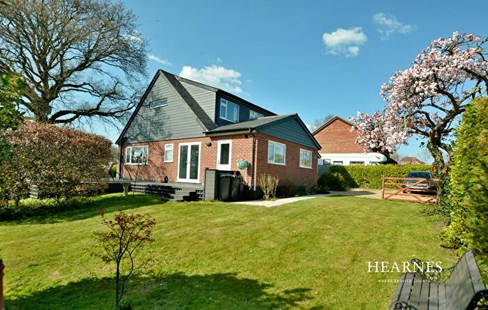 4 Bedroom Chalet For Sale In Gaunts Common, Wimborne, BH21