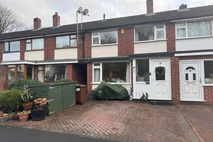 2 Bedroom Terraced House For Sale In Padden Brook, Romiley, Stockport, SK6