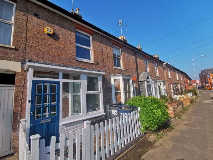 2 Bedroom House To Rent In Bellingdon Road, HP5